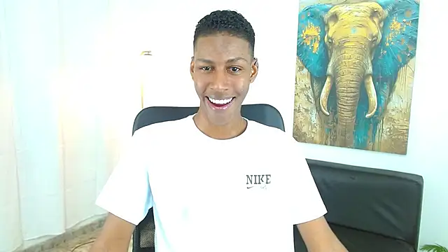 Snapshot of maiki18_ chatting on 11-12-25, 08:52 maiki18 online show from 11-12-25, 08:52