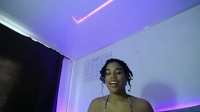 Snapshot of Dena_k_ chatting on 09-24-25, 10:02 Dena k  online show from 09-24-25, 10:02