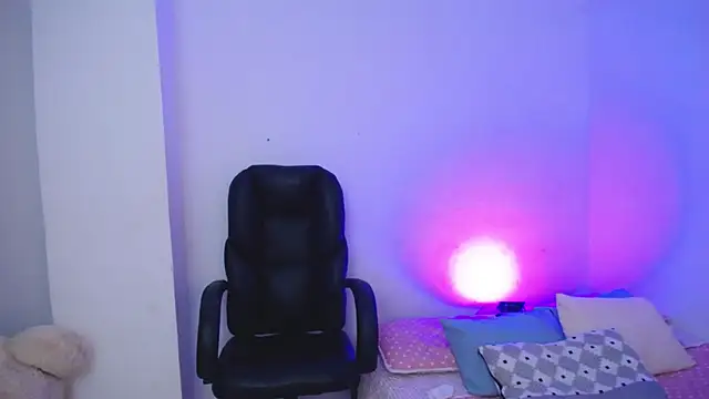 keelly richaardson1 online show from 03-07-25, 03:51