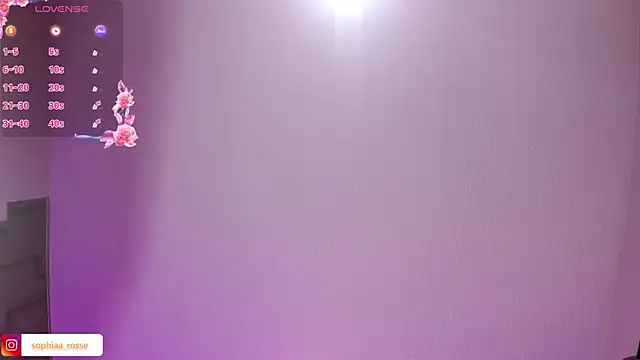Snapshot of Deni_rose chatting on 01-09-25, 11:02 Deni rose online show from 01-09-25, 11:02