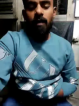 Snapshot of rayhan085 chatting on 12-25-24, 12:15 rayhan085 online show from 12-25-24, 12:15