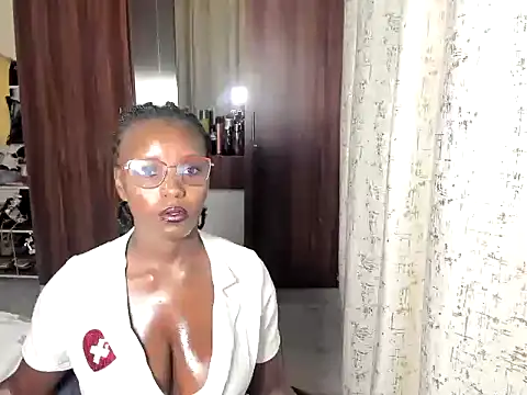 Snapshot of supa_queen254 chatting on 06-14-26, 09:50 supa queen254 online show from 06-14-26, 09:50
