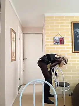 Snapshot of cdzinhasusan chatting on 09-20-25, 01:56 cdzinhasusan online show from 09-20-25, 01:56