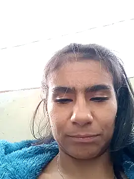 Snapshot of Leslly_ chatting on 01-05-25, 03:02 Leslly online show from 01-05-25, 03:02