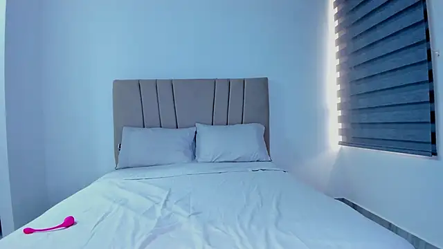 Natasha-28 online show from 11-02-25, 09:17