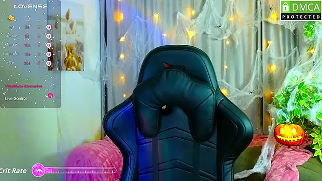 Sinty Noria online show from 10-30-25, 01:07