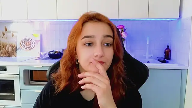 Snapshot of Sinty_Noria chatting on 06-16-26, 01:08 Sinty Noria online show from 06-16-26, 01:08