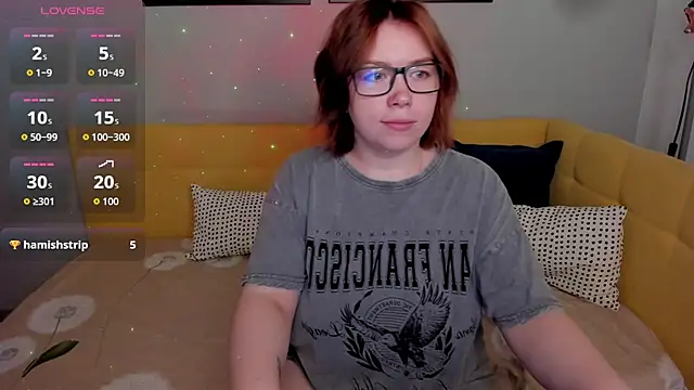 Snapshot of Emily_Amorre chatting on 07-23-26, 01:19 Emily Amorre online show from 07-23-26, 01:19