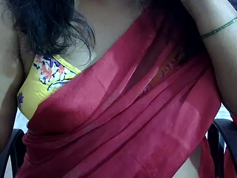 Snapshot of Vennela-1-Telugu chatting on 05-19-26, 06:53 Vennela-1-Telugu online show from 05-19-26, 06:53
