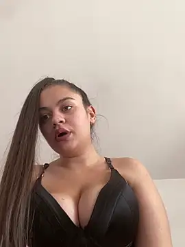 ayshalove online show from 02-24-25, 01:42