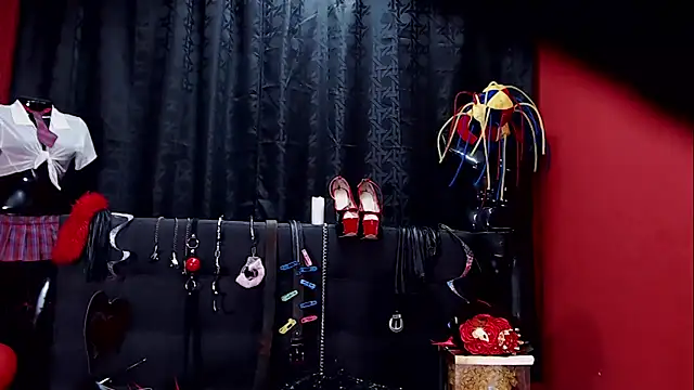 Hannamariana online show from 02-20-25, 03:41