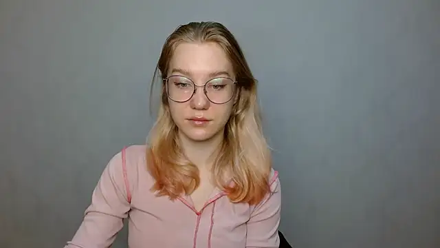 Snapshot of cindi_hot chatting on 01-29-25, 09:12 cindi hot online show from 01-29-25, 09:12