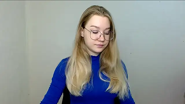 cindi hot online show from 05-30-26, 09:17