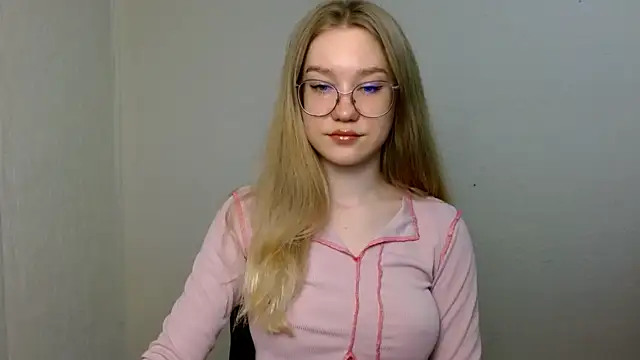 cindi hot online show from 06-17-26, 09:56