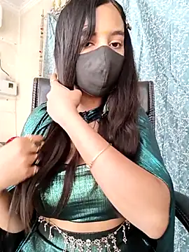 Parinaaz18 online show from 04-22-26, 01:52