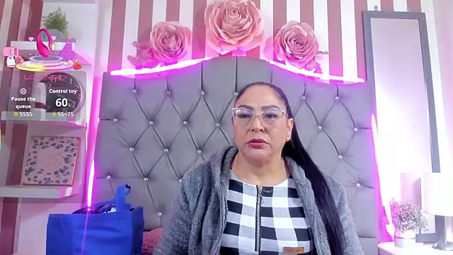 Gina Myers online show from 10-30-25, 12:17