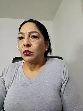 Gina Myers online show from 04-28-26, 03:44