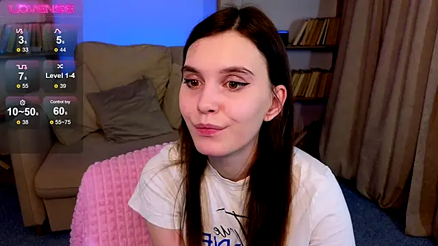 Snapshot of SusieMorris chatting on 02-22-25, 02:06 SusieMorris online show from 02-22-25, 02:06