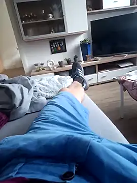 Snapshot of KidoXVII chatting on 09-30-25, 04:01 KidoXVII online show from 09-30-25, 04:01