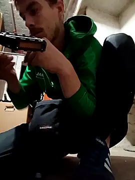 Snapshot of KidoXVII chatting on 10-15-25, 01:11 KidoXVII online show from 10-15-25, 01:11