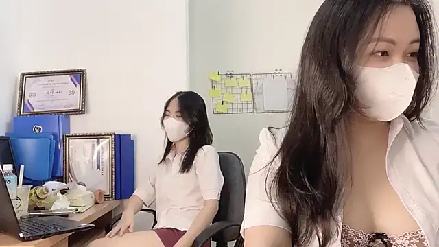 Snapshot of Bamboo_Swetie chatting on 03-05-25, 01:39 Bamboo Swetie online show from 03-05-25, 01:39