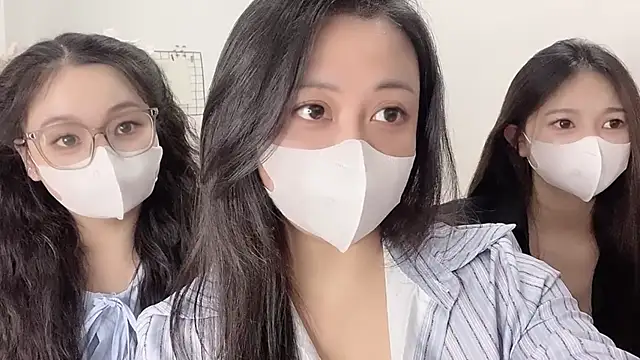 Snapshot of Bamboo_Swetie chatting on 11-23-25, 03:23 Bamboo Swetie online show from 11-23-25, 03:23