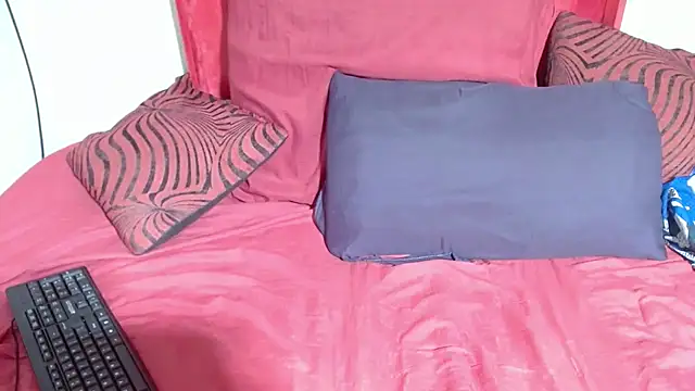 BBW42LL online show from 04-23-26, 04:14