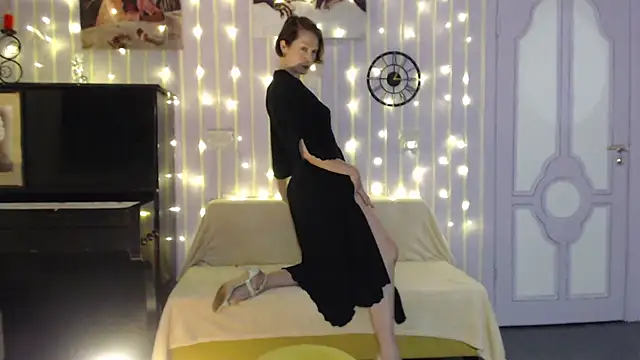 Snapshot of Marquise555 chatting on 01-08-25, 05:59 Marquise555 online show from 01-08-25, 05:59