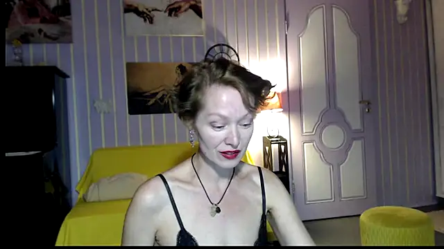 Snapshot of Marquise555 chatting on 09-12-25, 06:19 Marquise555 online show from 09-12-25, 06:19