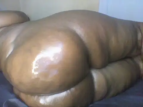 Gorgeous ass20 online show from 04-21-26, 01:42