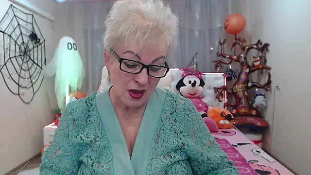 KayleSmoll online show from 11-01-25, 07:27