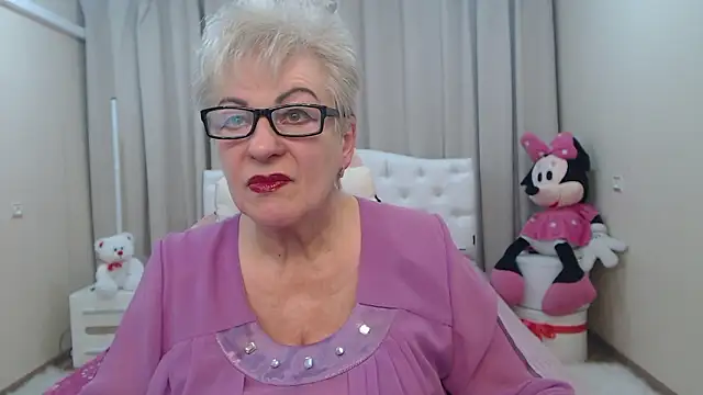 KayleSmoll online show from 02-25-26, 07:45