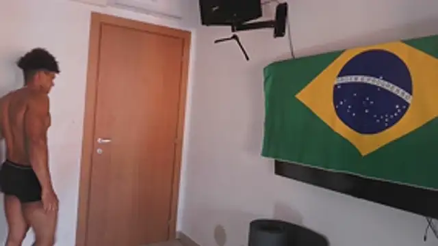 eduhot94 online show from 04-10-26, 03:28