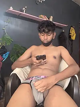 Snapshot of richardjames95 chatting on 11-01-25, 09:55 richardjames95 online show from 11-01-25, 09:55