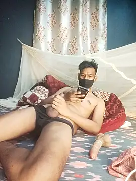 Snapshot of richardjames95 chatting on 02-13-26, 06:37 richardjames95 online show from 02-13-26, 06:37