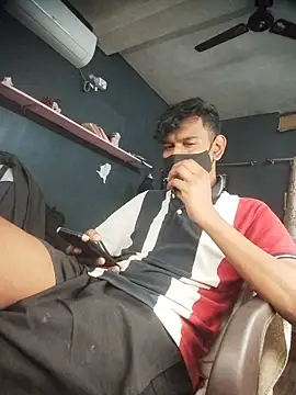 Snapshot of richardjames95 chatting on 02-20-26, 01:33 richardjames95 online show from 02-20-26, 01:33