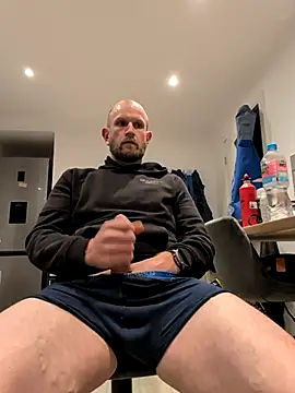 Snapshot of Marco6579 chatting on 03-22-26, 06:44 Marco6579 online show from 03-22-26, 06:44