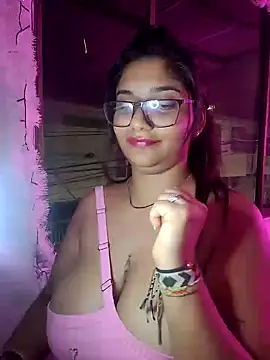 Snapshot of Sofythom1 chatting on 01-10-25, 03:07 Sofythom1 online show from 01-10-25, 03:07