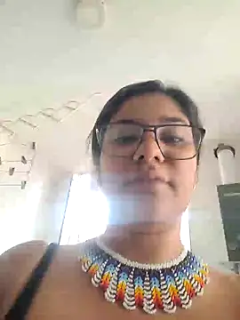 Snapshot of Sofythom1 chatting on 01-17-25, 02:18 Sofythom1 online show from 01-17-25, 02:18