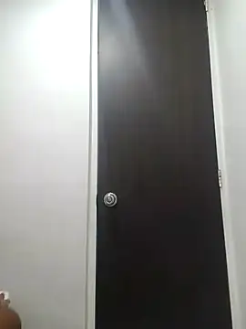 Snapshot of Sofythom1 chatting on 01-18-25, 03:42 Sofythom1 online show from 01-18-25, 03:42