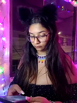 Snapshot of Sofythom1 chatting on 03-12-25, 04:30 Sofythom1 online show from 03-12-25, 04:30