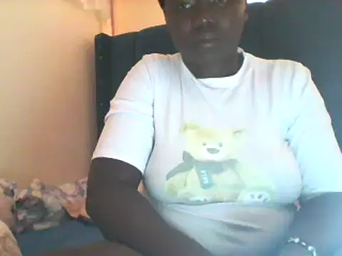 Snapshot of crazy_baby00 chatting on 12-10-24, 01:00 crazy baby00 online show from 12-10-24, 01:00