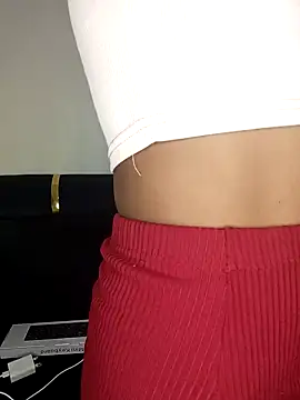 Snapshot of cute-alexis chatting on 02-10-25, 06:13 cute-alexis online show from 02-10-25, 06:13