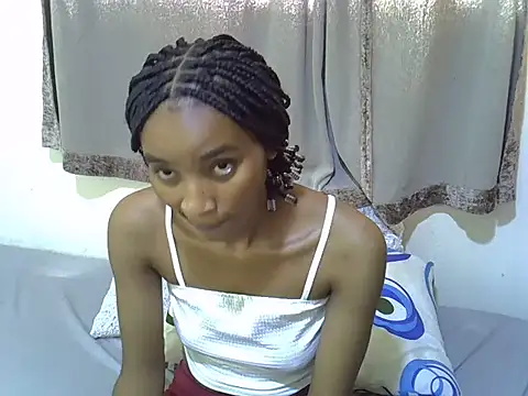 Snapshot of cute-alexis chatting on 02-13-25, 08:27 cute-alexis online show from 02-13-25, 08:27