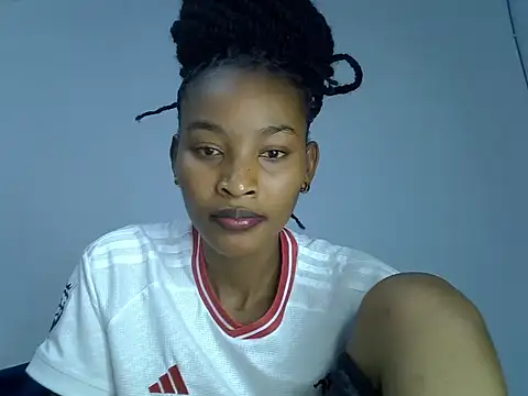 Snapshot of cute-alexis chatting on 09-28-25, 09:09 cute-alexis online show from 09-28-25, 09:09