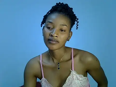 Snapshot of cute-alexis chatting on 10-21-25, 10:10 cute-alexis online show from 10-21-25, 10:10