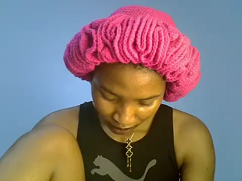 Snapshot of cute-alexis chatting on 11-18-25, 09:58 cute-alexis online show from 11-18-25, 09:58