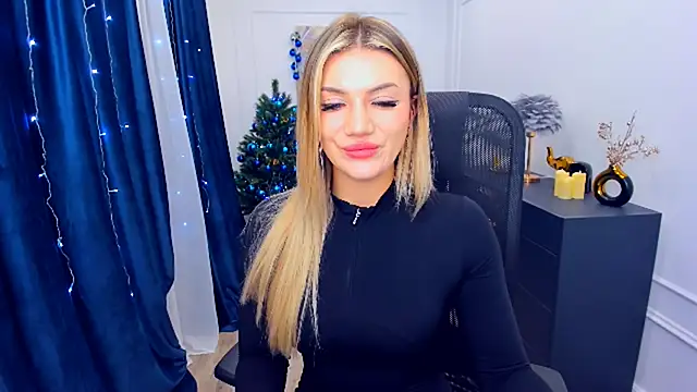 SelenaeMoore online show from 12-14-25, 07:40
