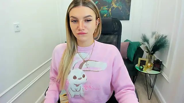 SelenaeMoore online show from 02-06-26, 03:22