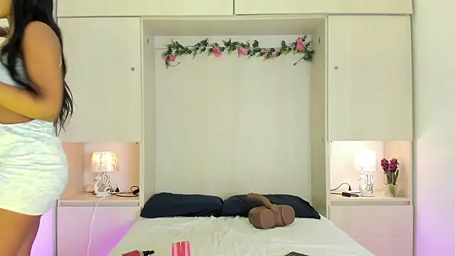 KendallRosse1 online show from 01-13-26, 12:54